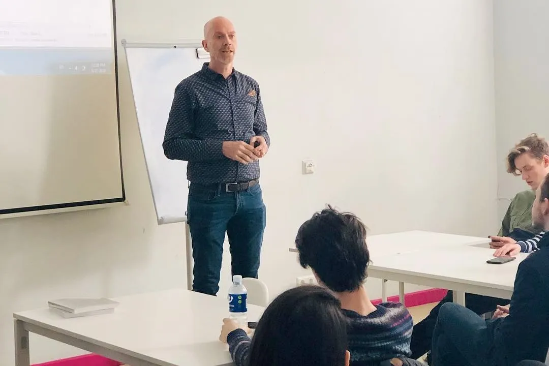 VDK svečiavosi studentų ir dėstytojų grupė iš Fontys Academy of Creative Industries